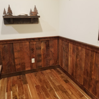 Barn Wood Wainscot | Ken Baune Homes and Remodel